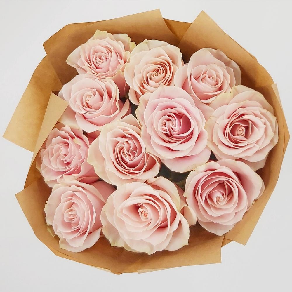 Букет из 11 розовых роз – нежность в каждом лепестке Феодосия Крым