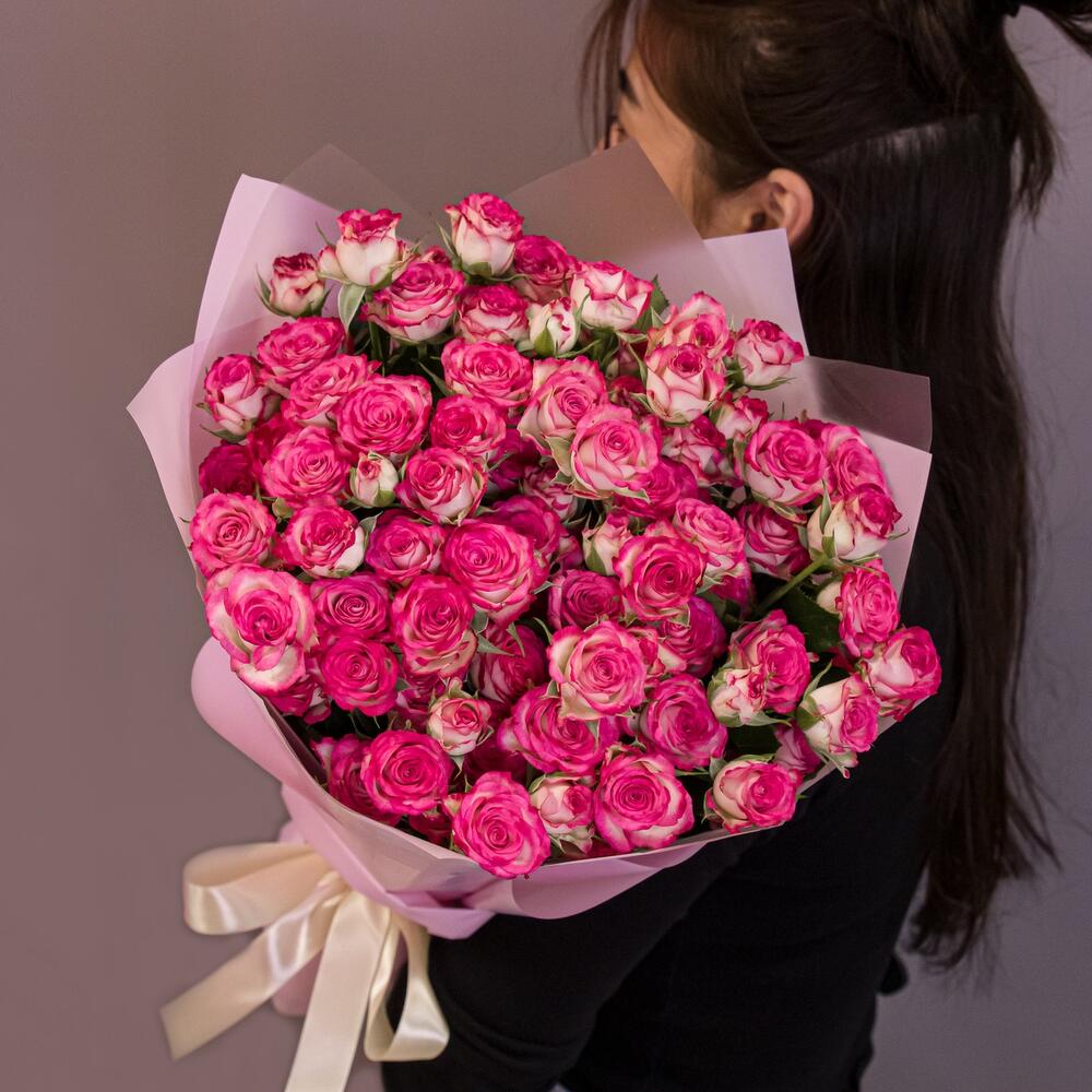 Букет «Розовый бум» – пышные кустовые розы в нежно-розовых тонах Феодосия Крым