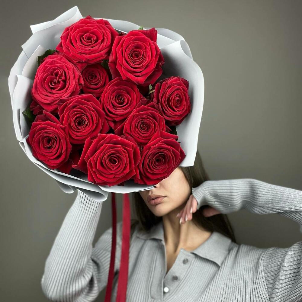 Букет «Красный бархат» – роскошь эквадорских роз Феодосия Крым