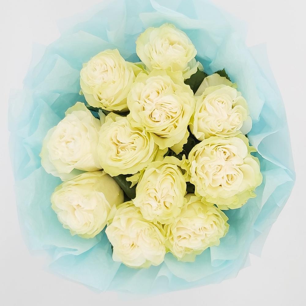 Букет «Кружевное облачко» – 11 белоснежных роз в нежной упаковке Феодосия Крым