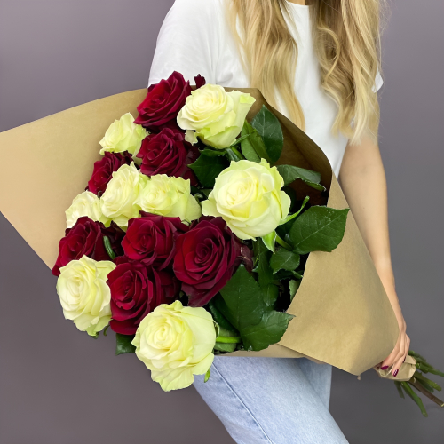 Букет «Инь-Ян» – гармония страсти и чистоты Феодосия Крым